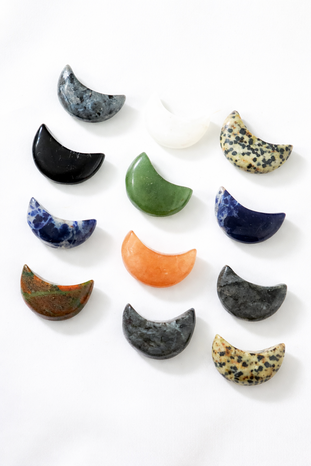 Mix Mini Moon Carving