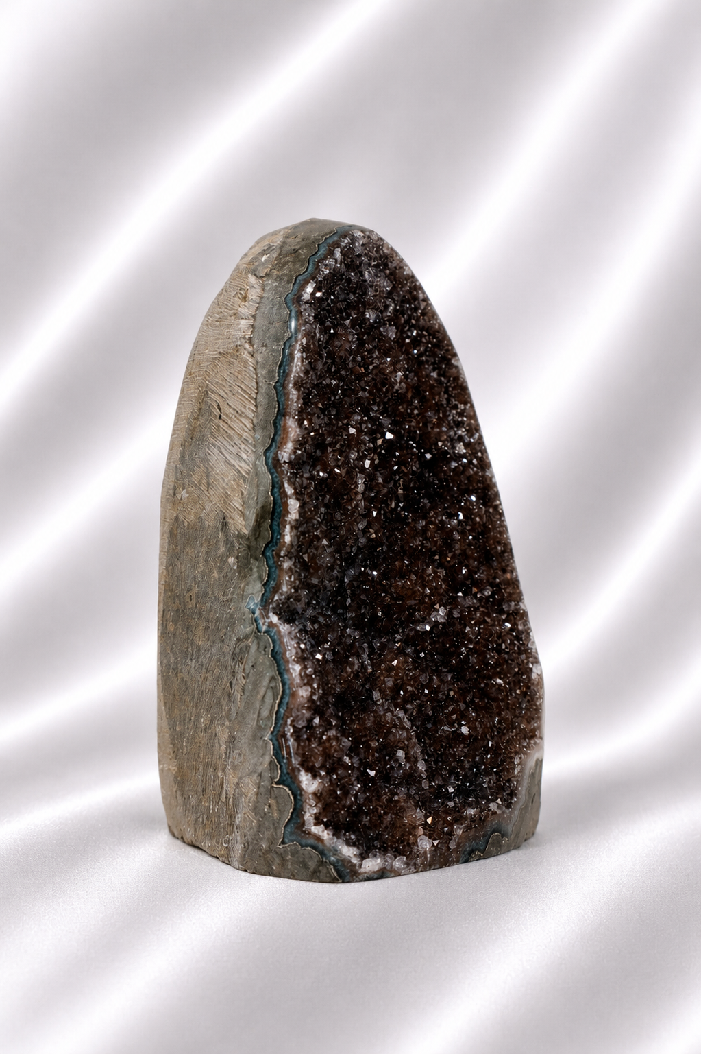 Rainbow Amethyst Cut Base #62 - High Quality - 490 gm