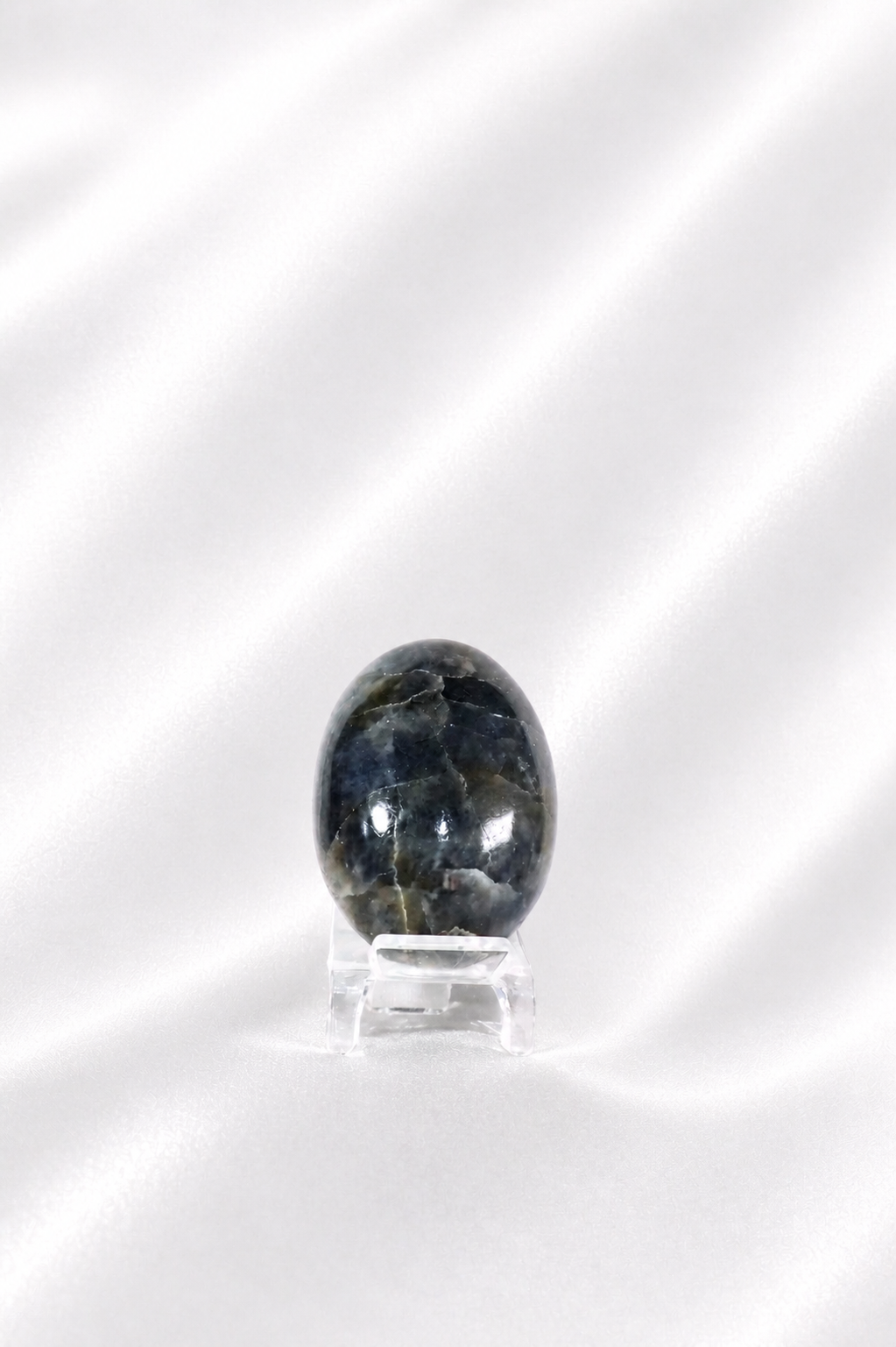 Iolite Palmstone #5