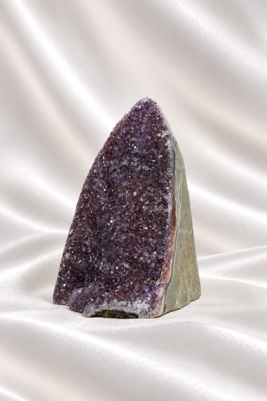 Rainbow Amethyst Cut Base #82- High Quality - 1.102 Kg