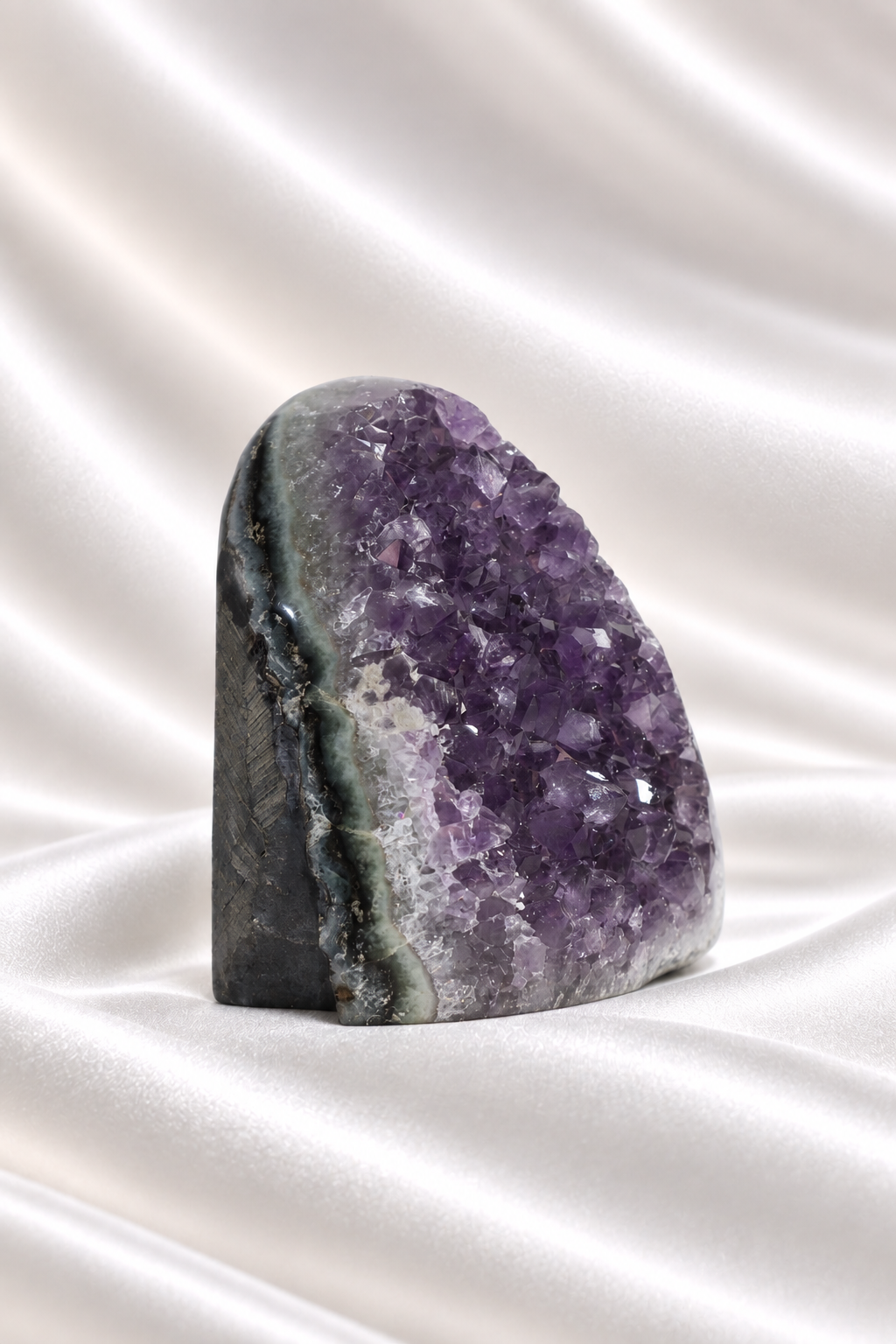 Amethyst Cut Base #75 - 232 gm