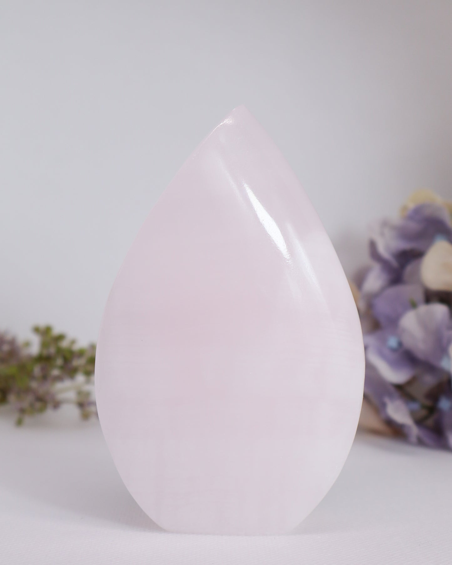 Pink Mangano Calcite Flame - UV Reactive