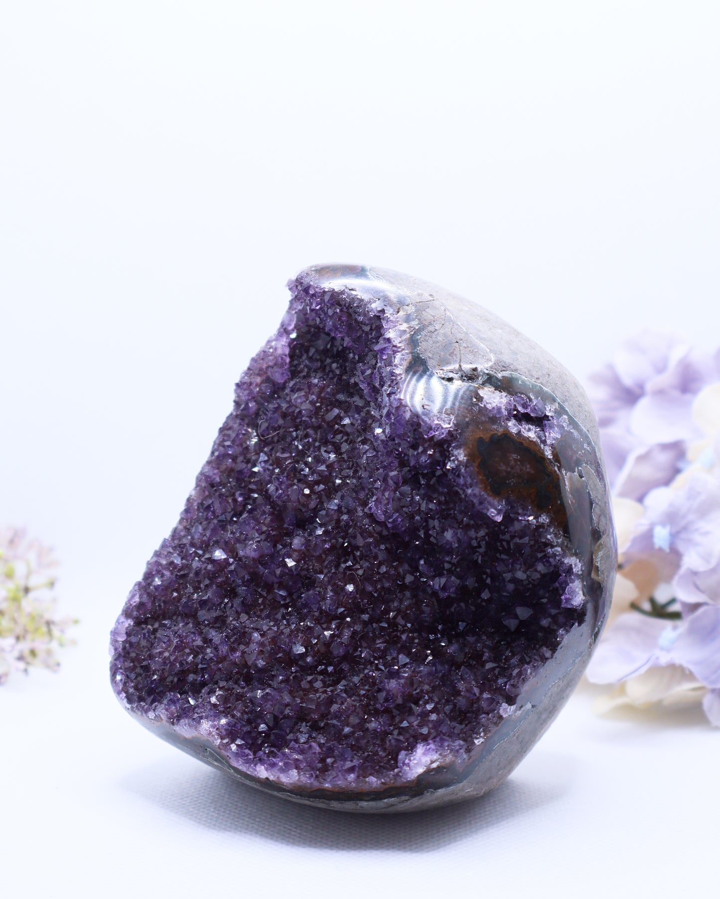 Amethyst Cut Base #19 -723 gm