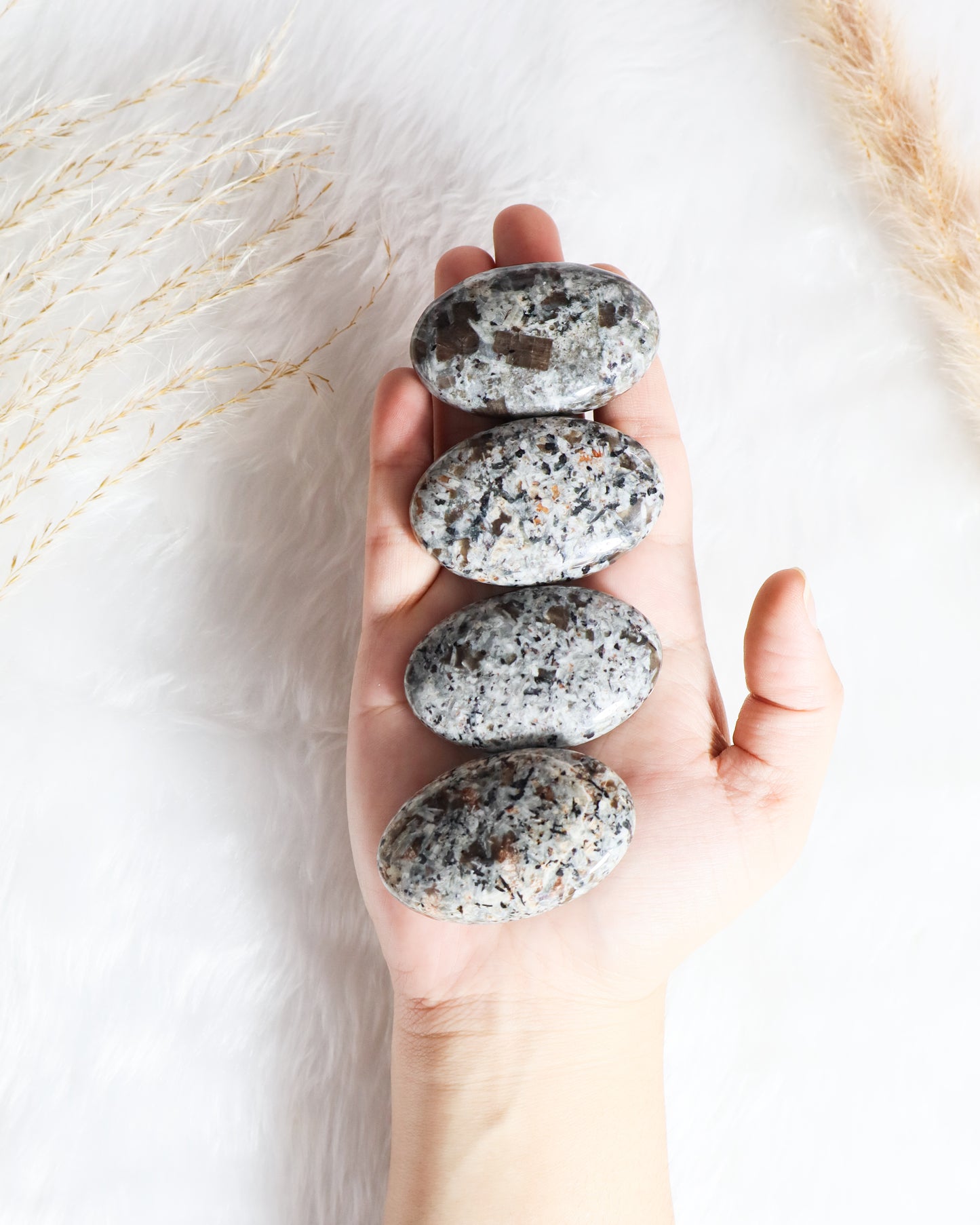 Yooperlite Palmstones