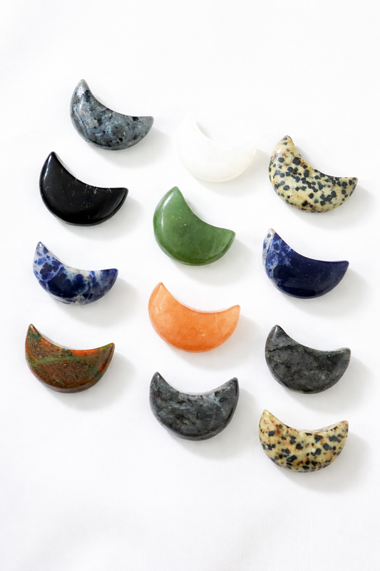 Mix Mini Moon Carving