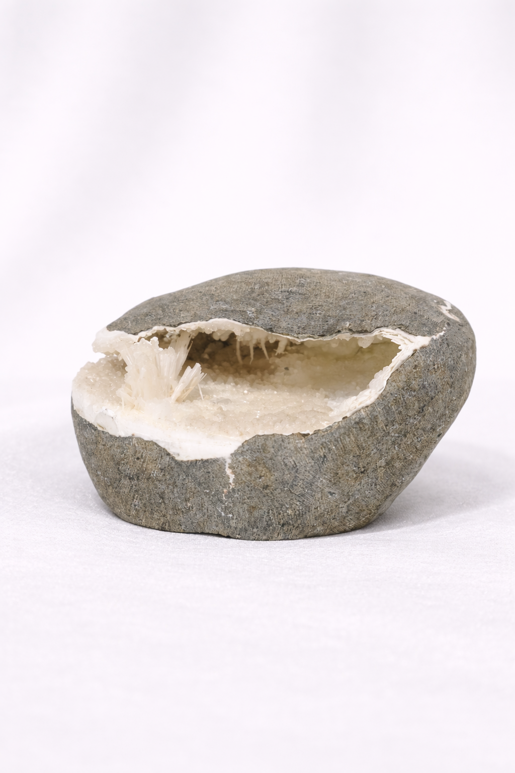 Scolecite Cave #10