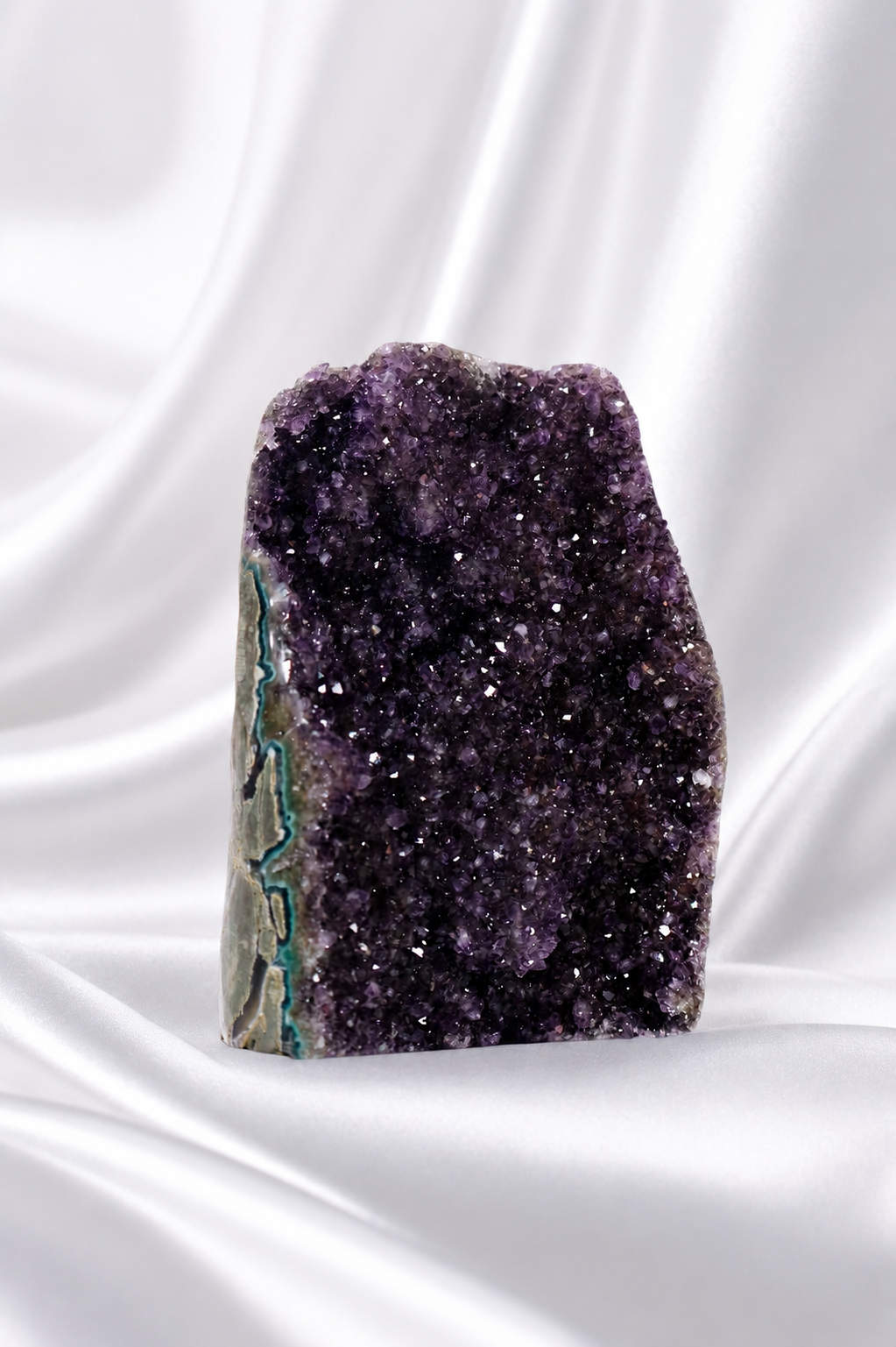 Amethyst Cut Base #69 - High Quality - 1.156 Kg