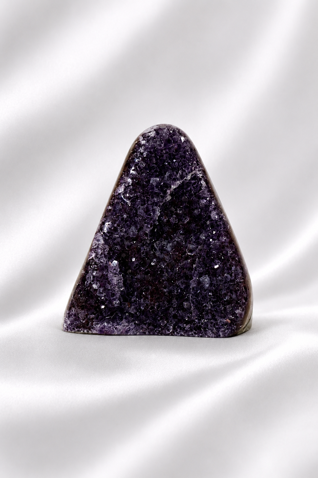 Amethyst Cut Base #68 - High Quality - 992 gm