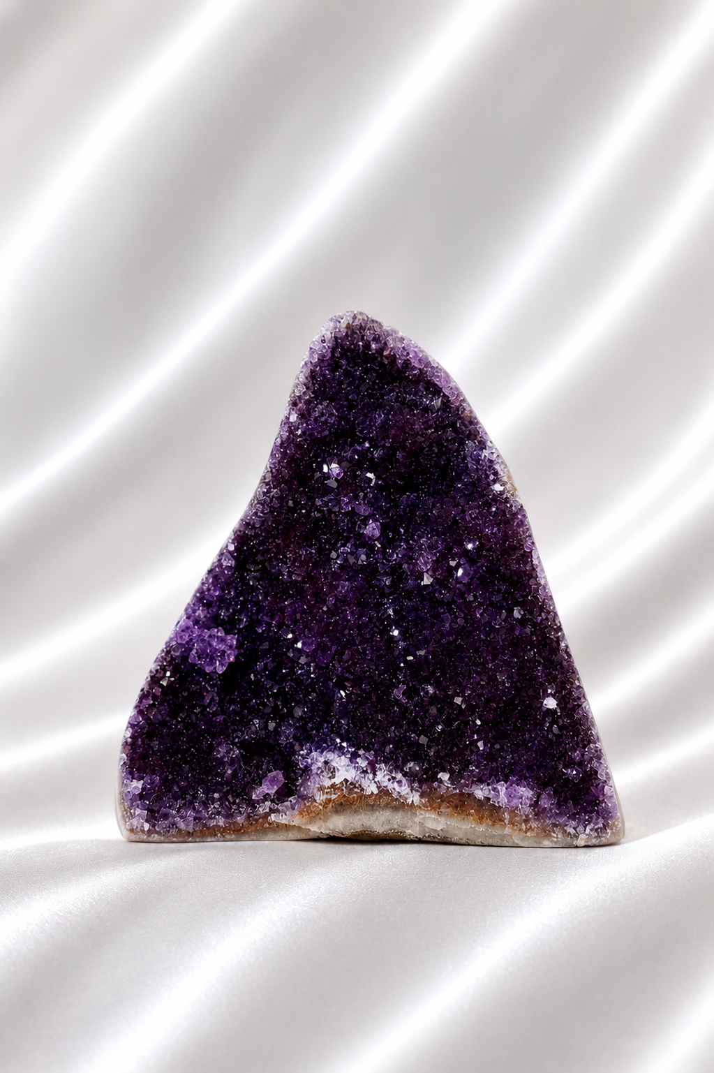 Amethyst Cut Base #59 - High Quality - 421 gm