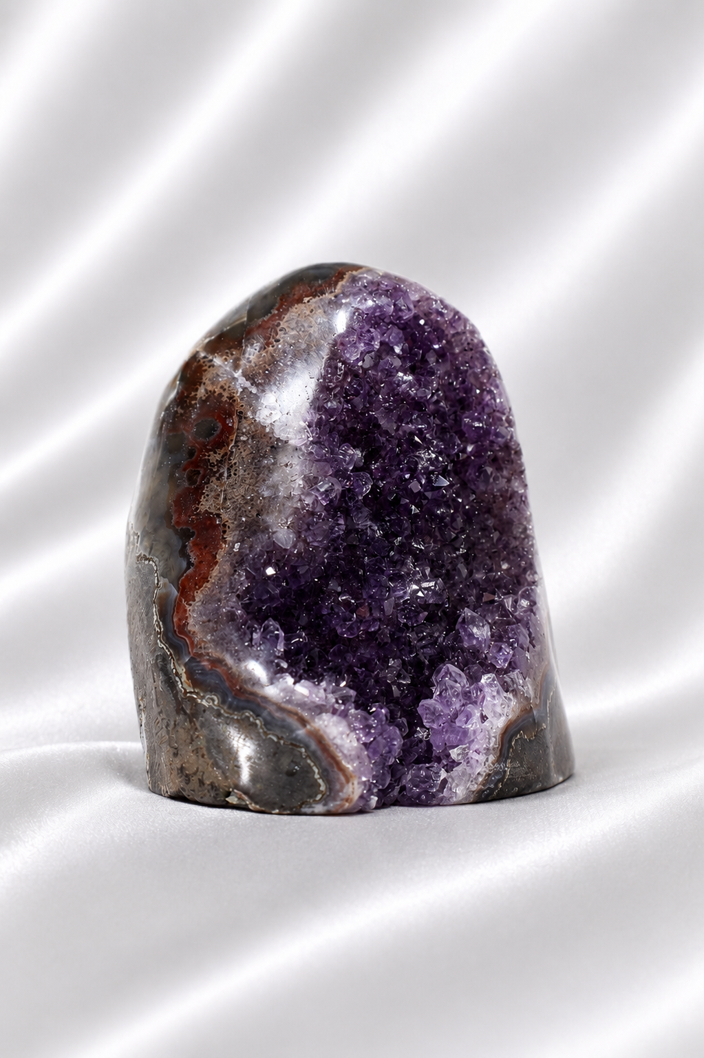 Amethyst Cut Base #52 - High Quality - 288 gm