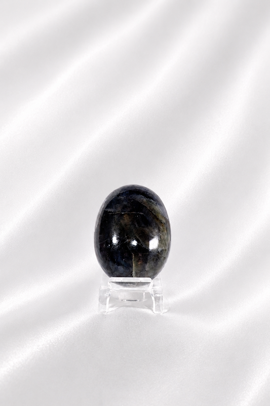 Iolite Palmstone #5