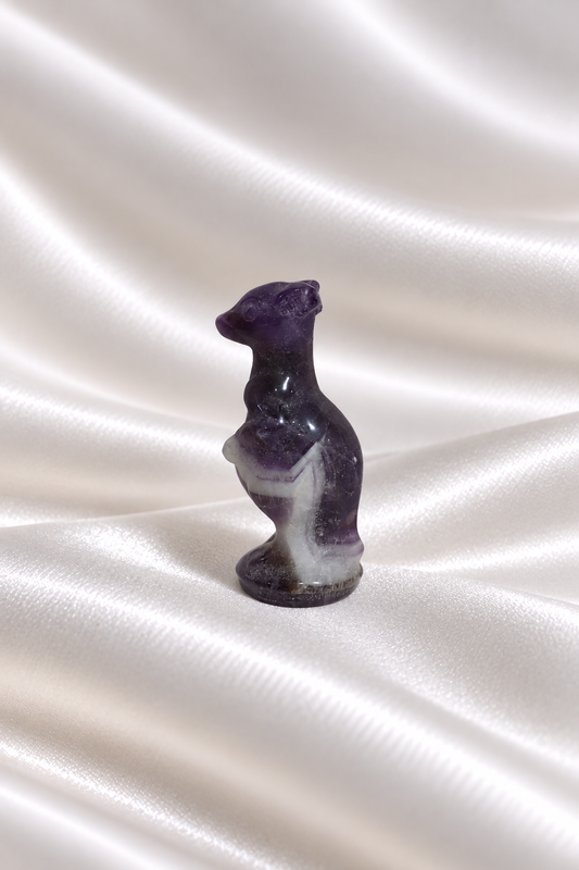 Mini Chevron Amethyst Kangaroo Carving - Little Chipped