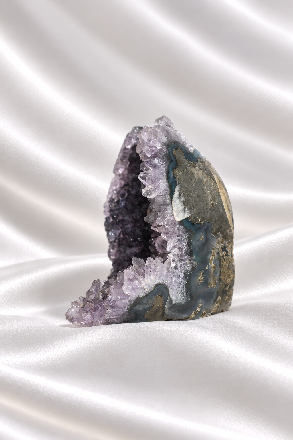 Amethyst Cut Base #74 - 229 gm