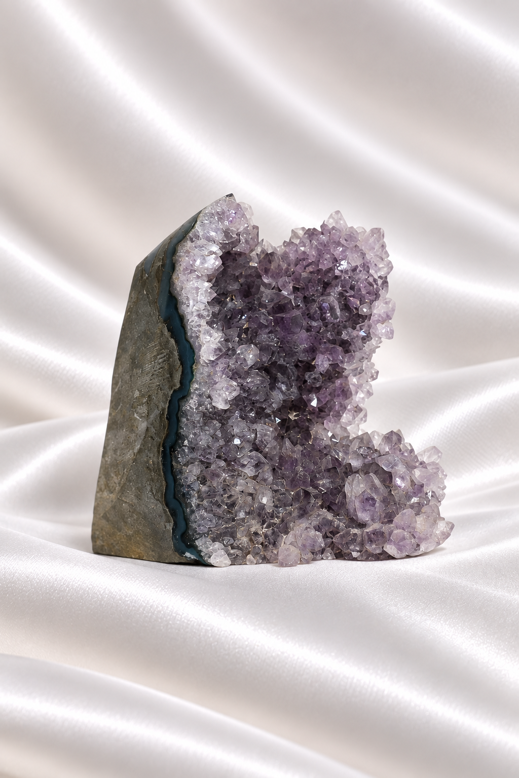 Amethyst Cut Base #74 - 229 gm