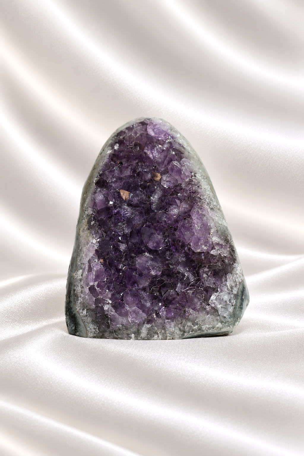 Amethyst Cut Base #75 - 232 gm