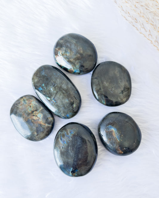 Labradorite Palmstone