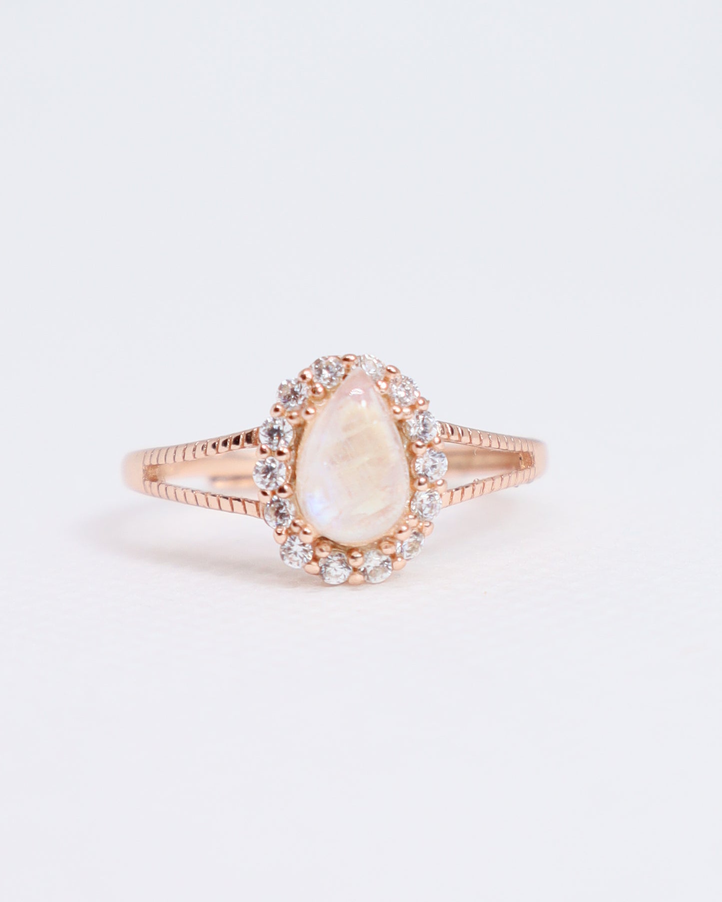 Moonstone Ring - 925 Sterling Silver