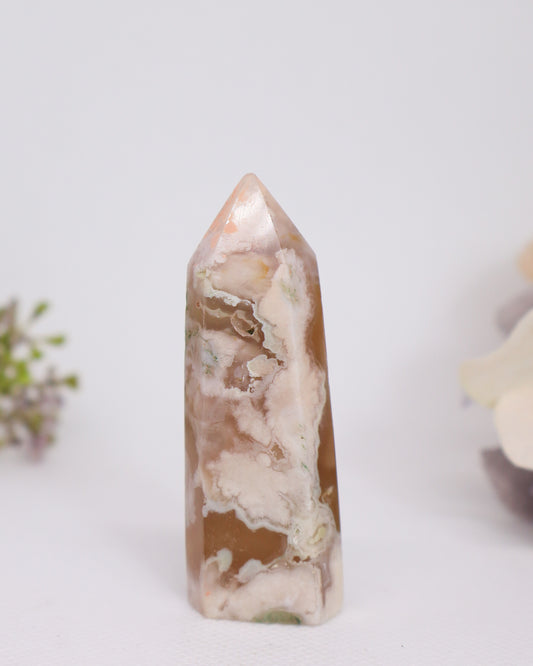 Green Flower Agate Tower