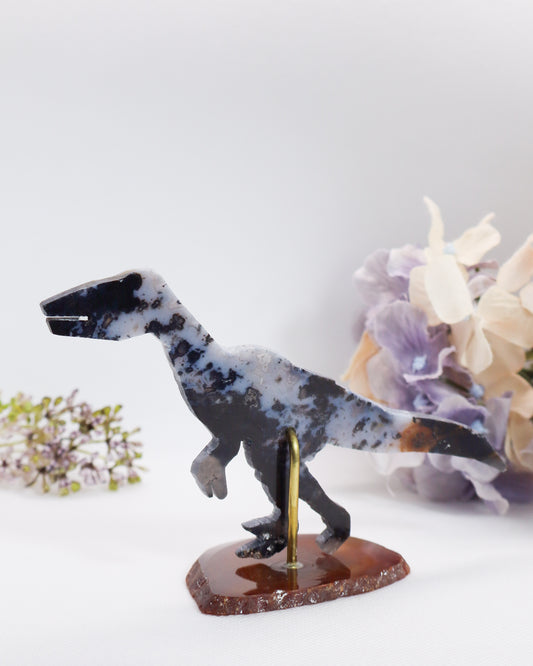 Agate Dinosaur Carving #1