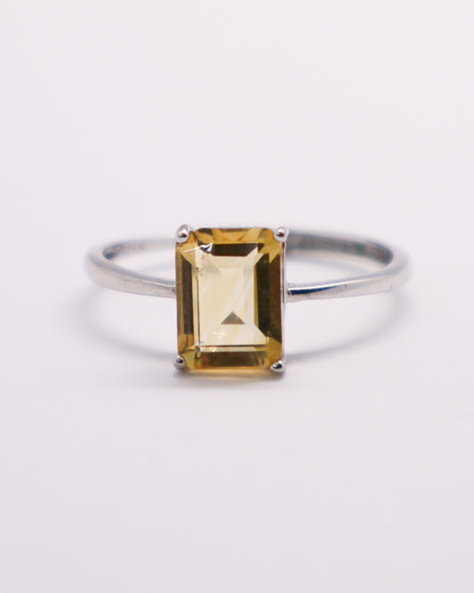 Citrine Ring - 925 Sterling Silver