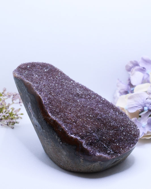 Amethyst Cut Base #21 -910 gm