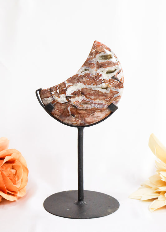 Sangria Lace Agate Moon on Stand #1