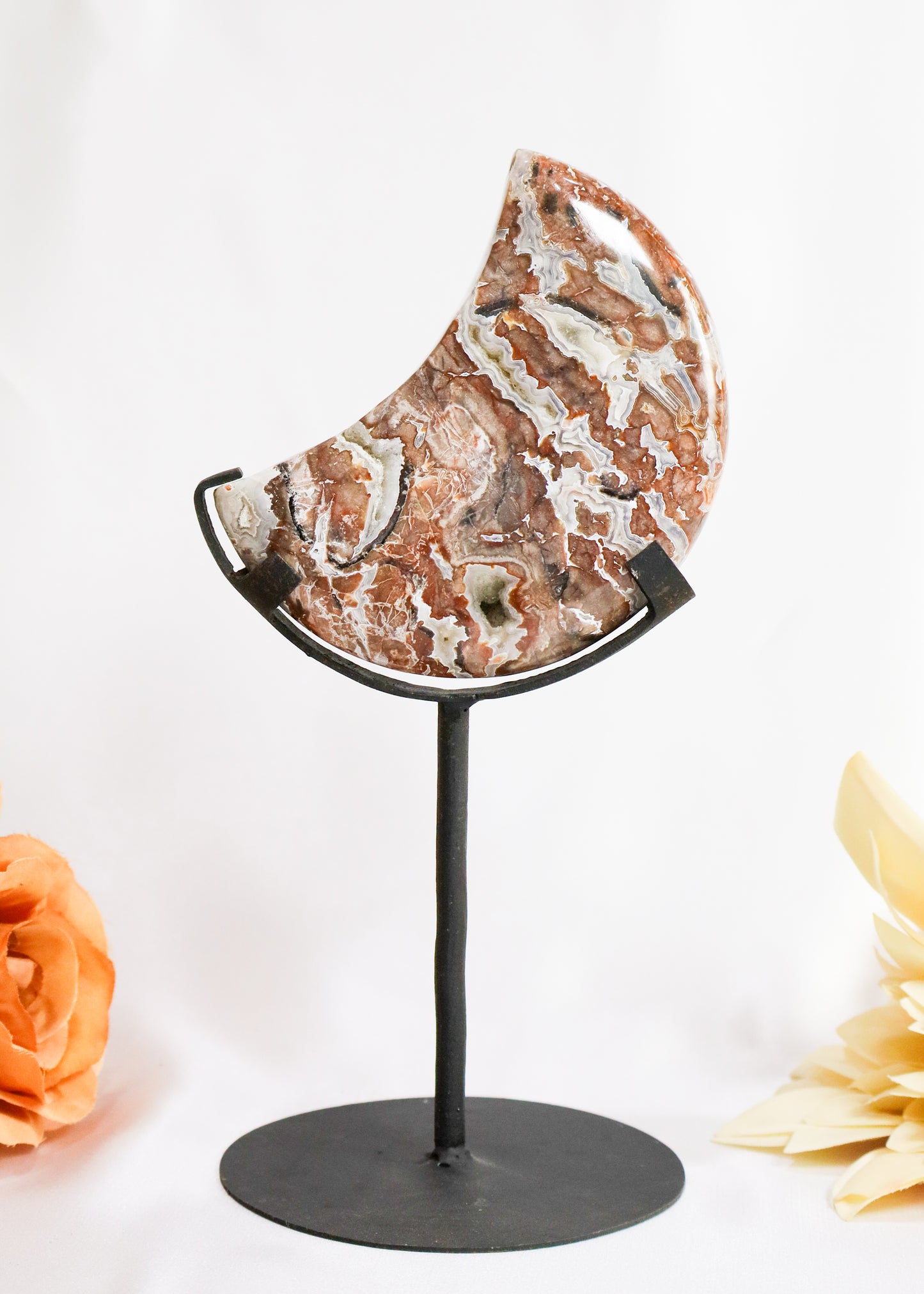 Sangria Lace Agate Moon on Stand #5