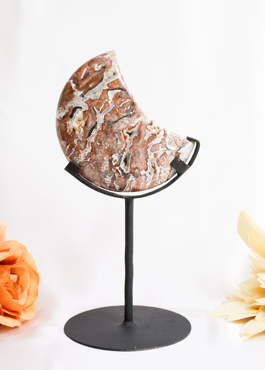 Sangria Lace Agate Moon on Stand #5