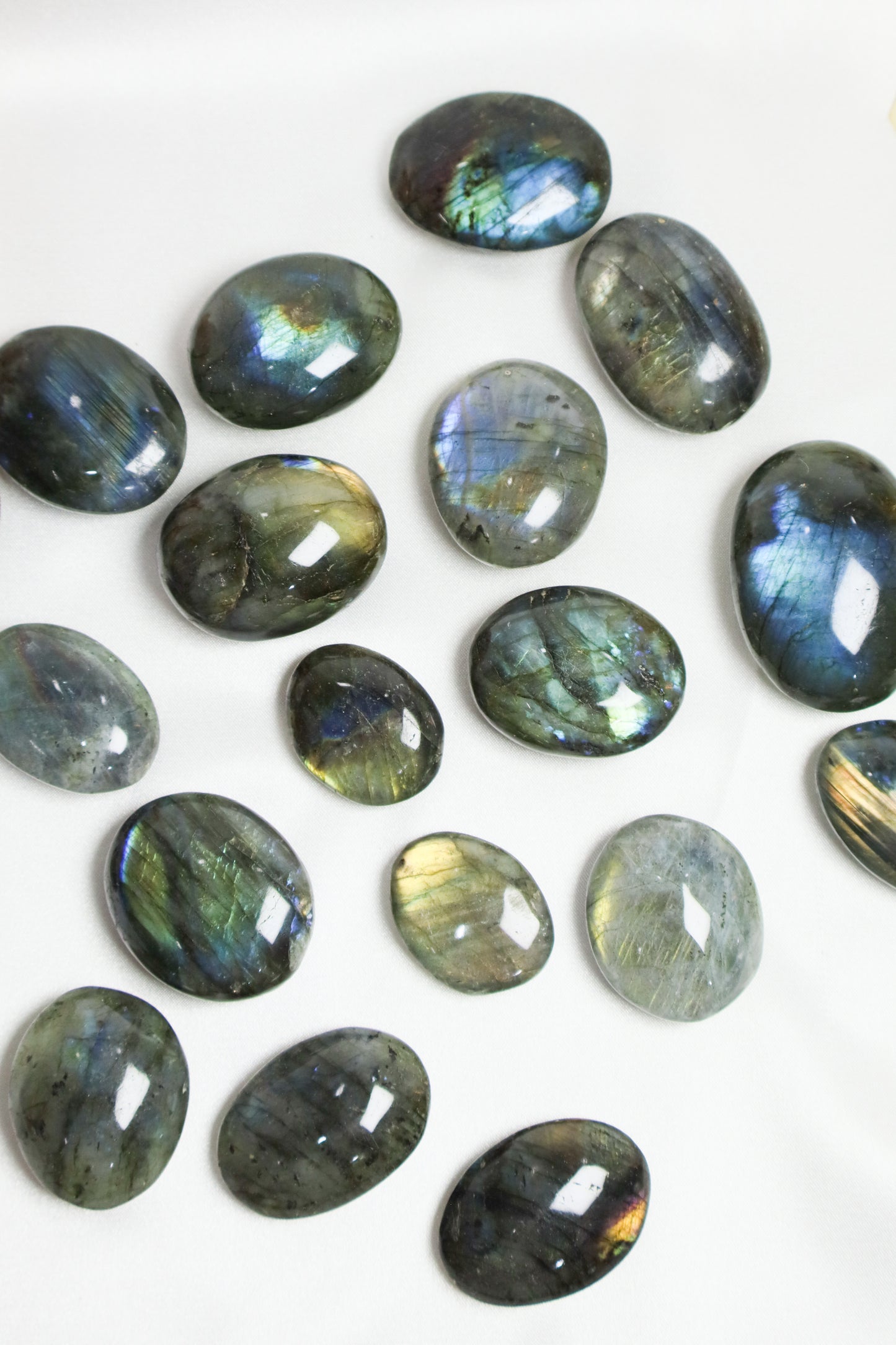 Labradorite Palmstones - Small ( AAA Quality )