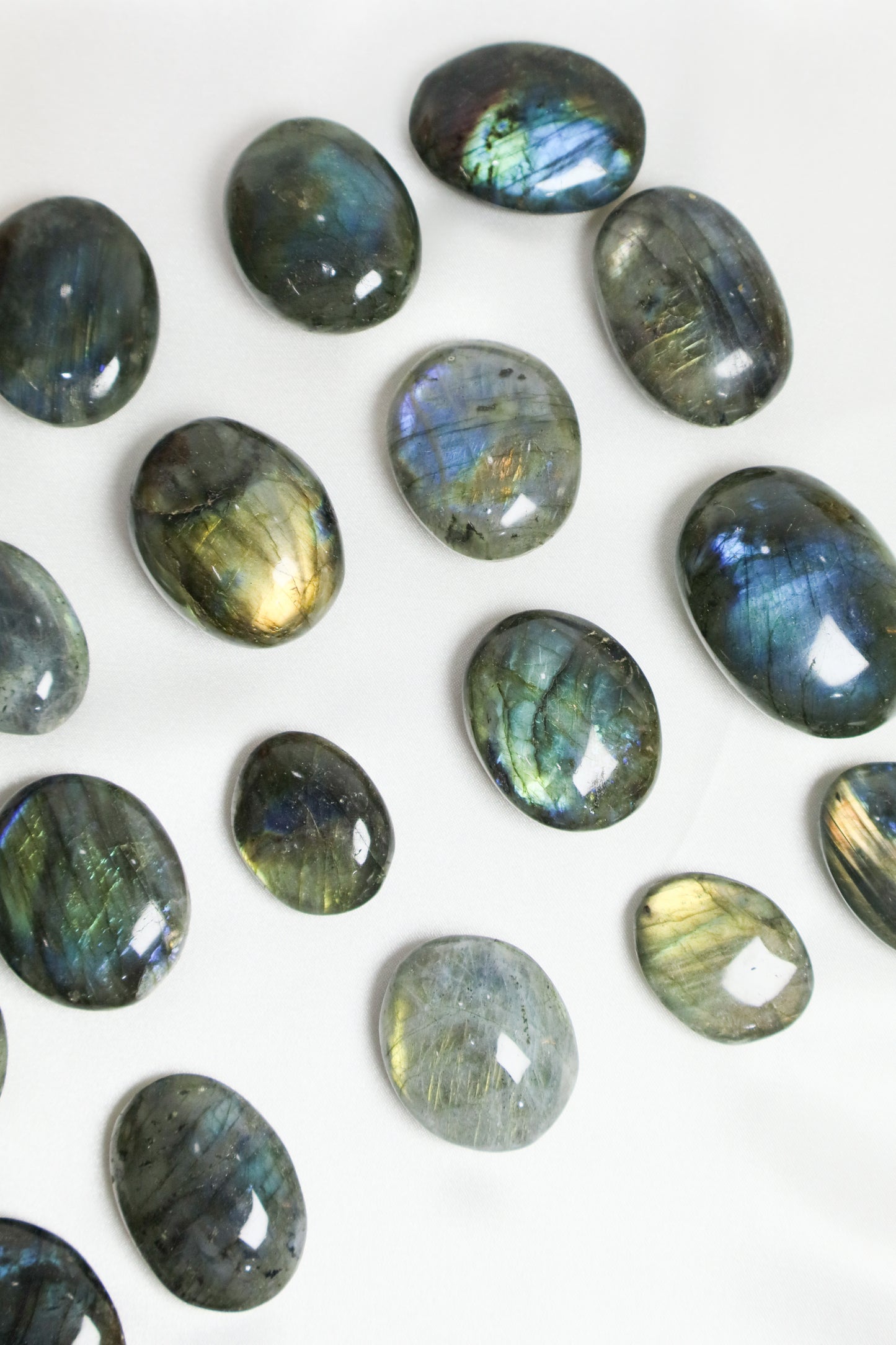 Labradorite Palmstones - Small ( AAA Quality )