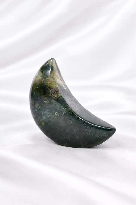 Moss Agate Standing Moon #4