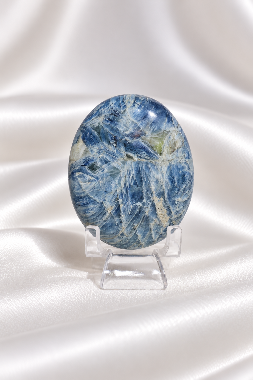 Blue Kyanite Palmstone #6