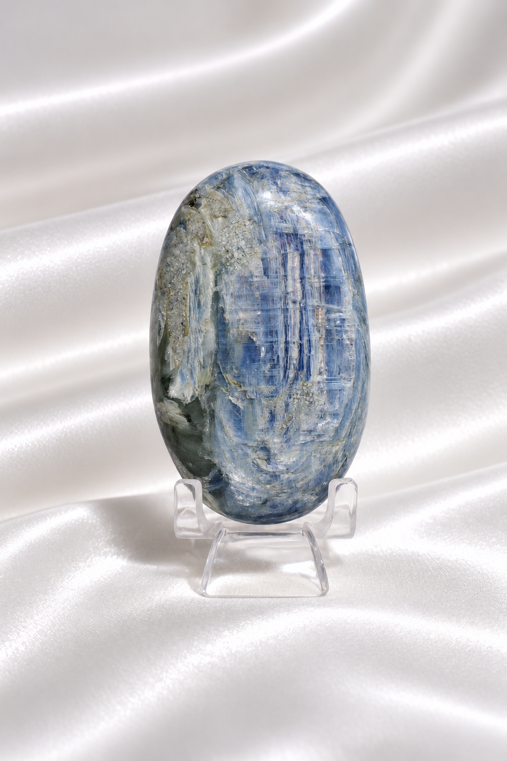 Blue Kyanite Palmstone #7
