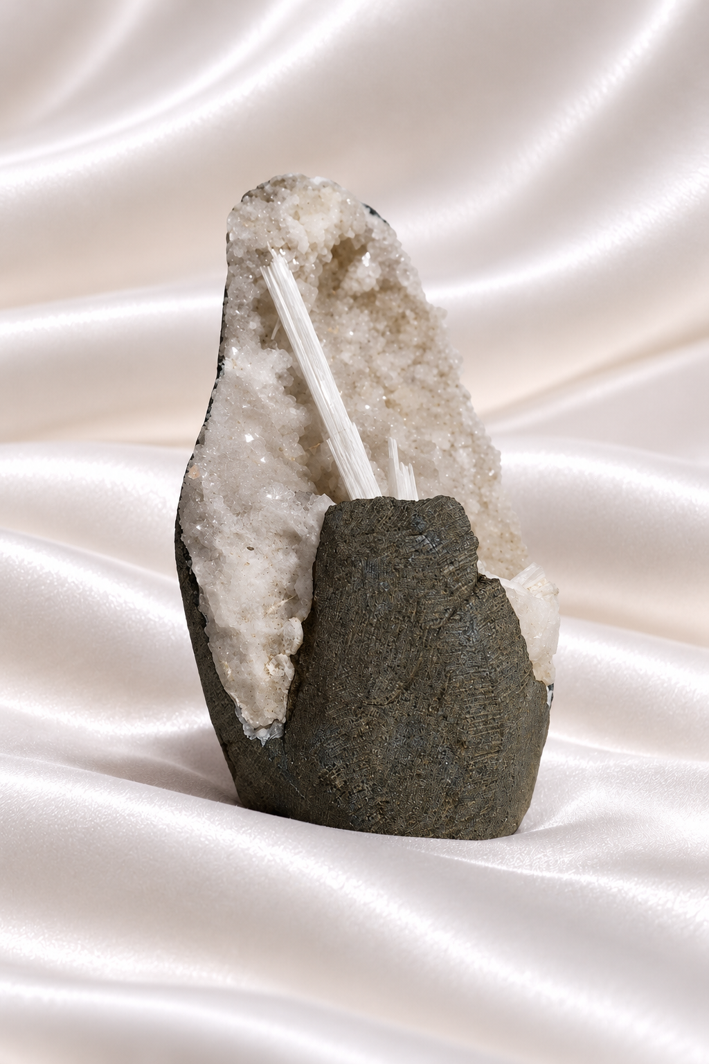 Scolecite Cave #12