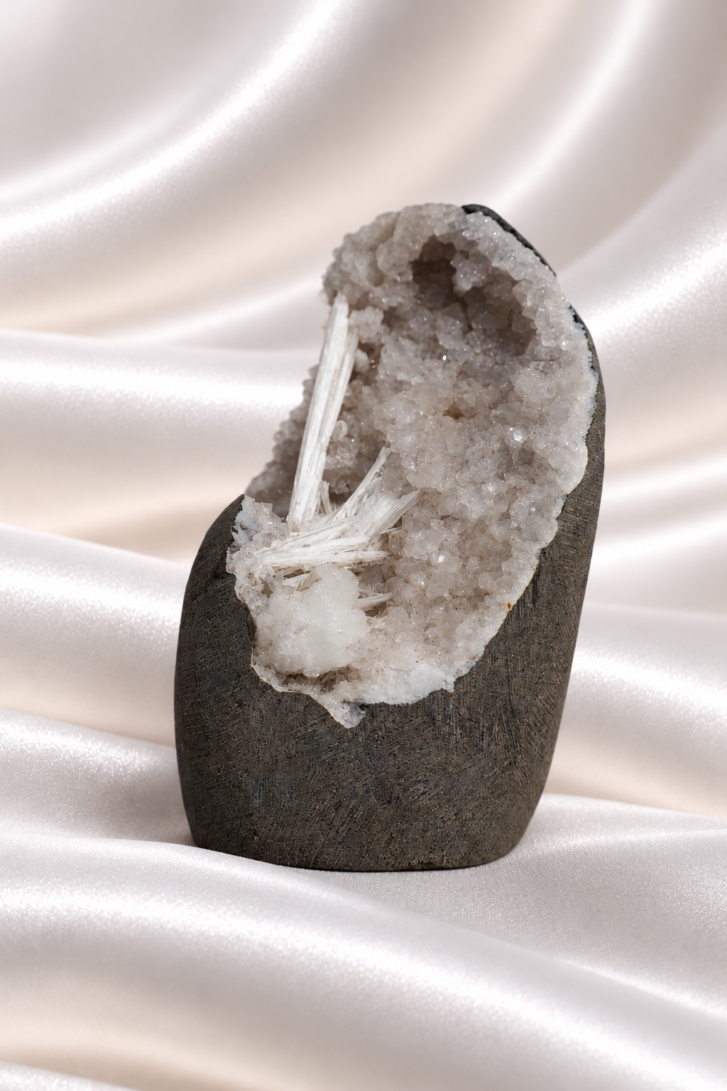 Scolecite Cave #12