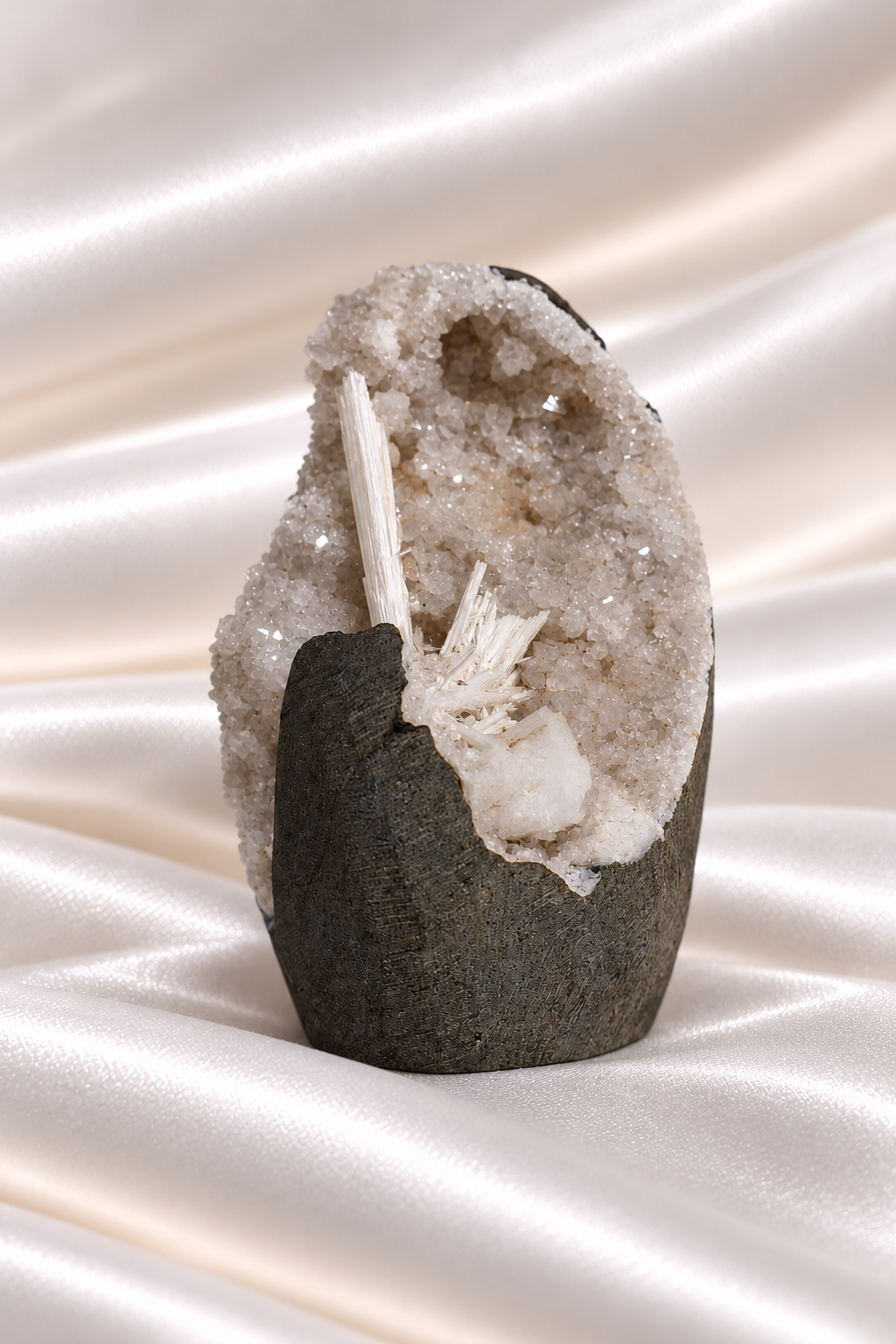 Scolecite Cave #12
